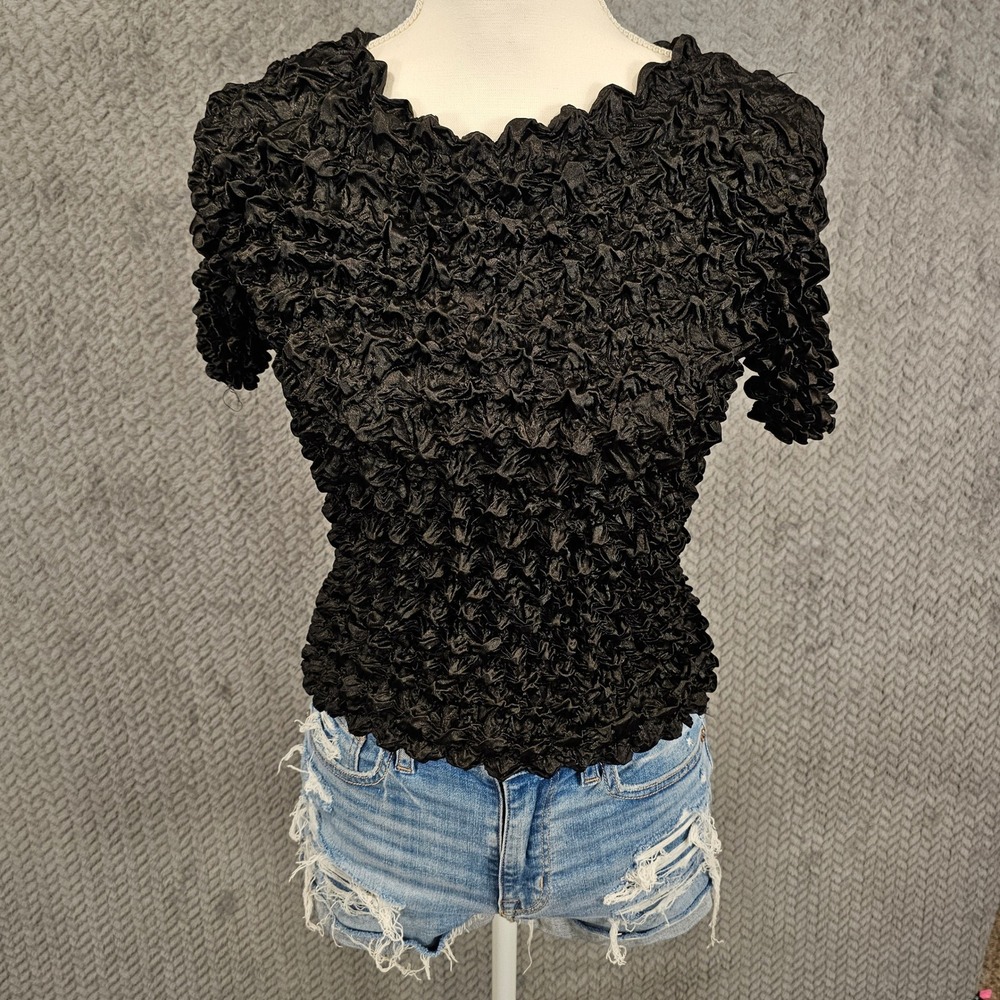 F.C Black Popcorn Top Short Sleeve Crinkle Bubble Knit Scoop Neck Vintage Style